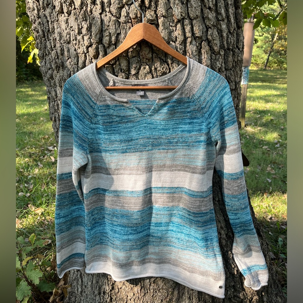 ⬇️Price Drop!⬇️Eddie Bauer Sweater in size S